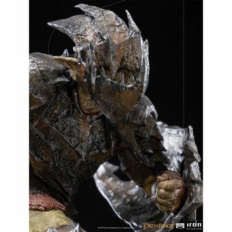 Iron Studios - Statue Armored Orc - Lord of the Rings - Art Scale 1/10