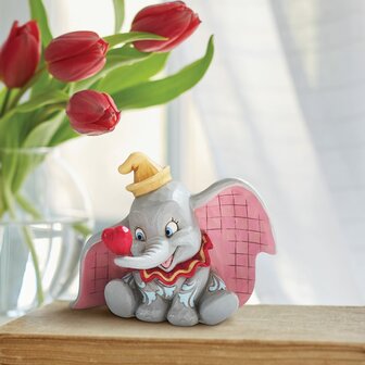 Disney Traditions A Gift of Love (Dumbo with Heart Figurine)