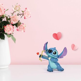 Disney Showcase Collection - Stitch Valentine&#039;s Moment