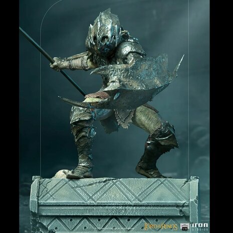 Iron Studios - Statue Armored Orc - Lord of the Rings - Art Scale 1/10